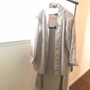 BRAND NEW (w/tags) 3 Piece Dana Kay Skirt Suit